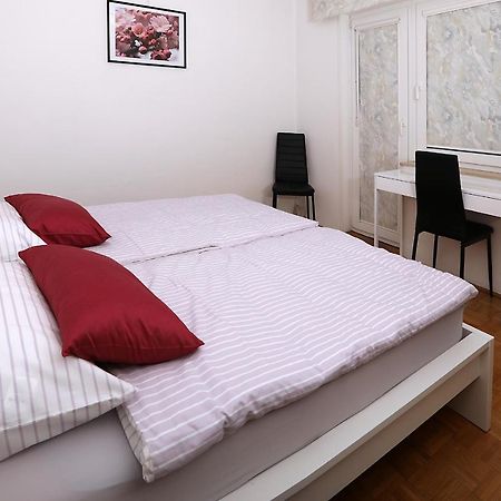 Apartma Dolinar Gorenja Vas  Eksteriør bilde
