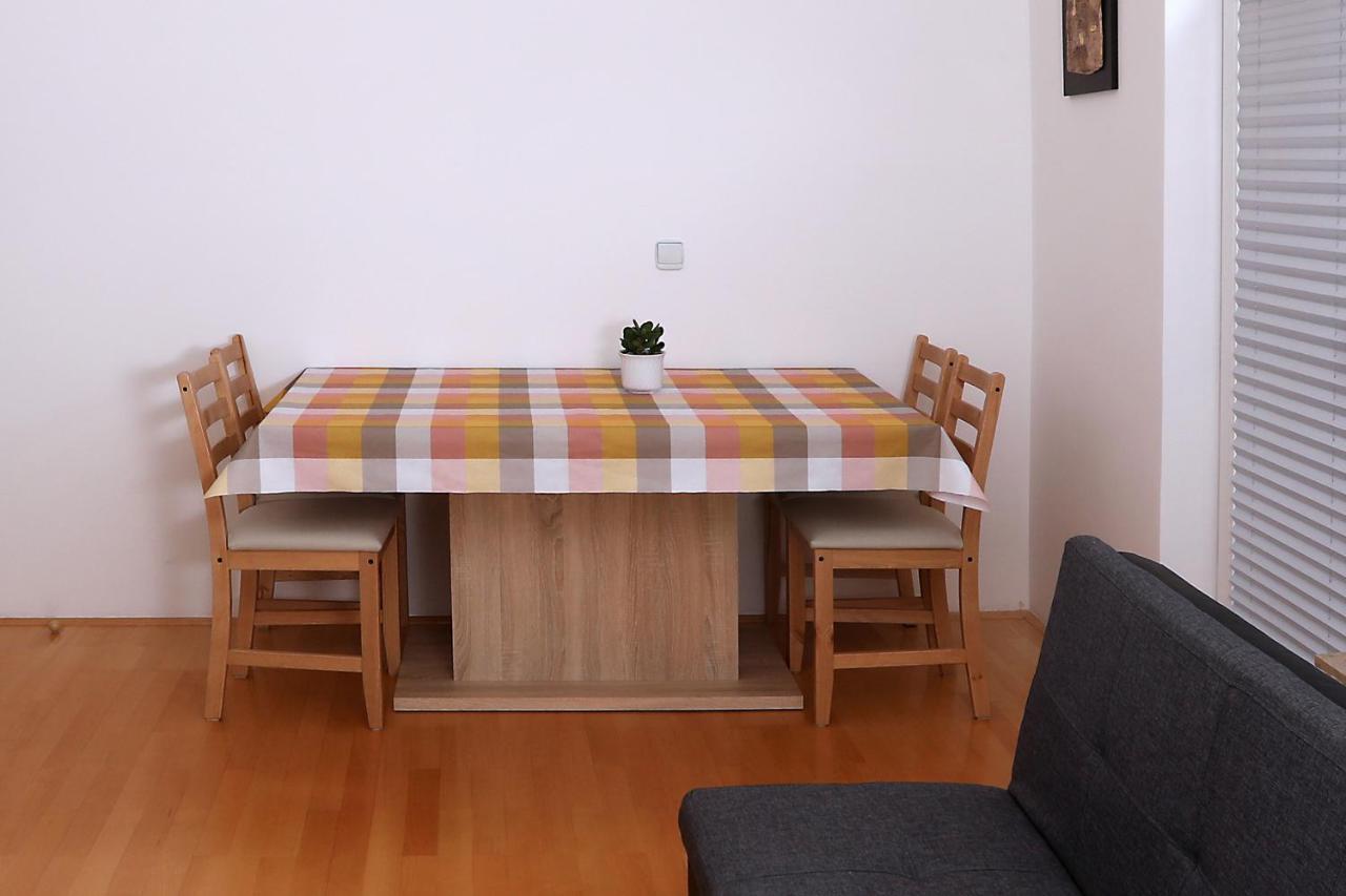 Apartma Dolinar Gorenja Vas  Eksteriør bilde